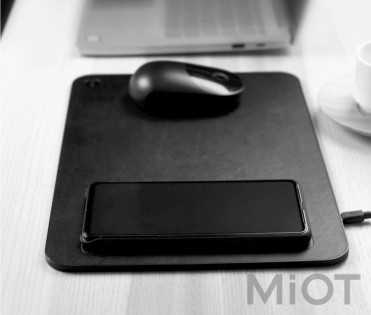 Килимок з бездротовою зарядкою Xiaomi MiiiW Wireless Charging Mouse Pad Black MWWP01