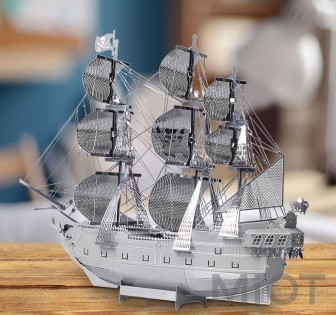 Колекційна модель PIECECOOL BLACK PEARL SILVER P044-S