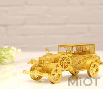 Колекційна модель PIECECOOL CLASSIC CAR, GOLD VERSION P042-G