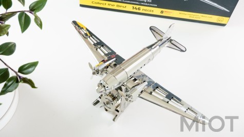 Літак конструктор DC-3 Remarkable Douglas Metal-Time MT057