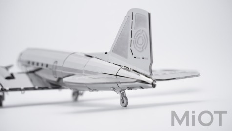 Літак конструктор DC-3 Remarkable Douglas Metal-Time MT057