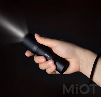 Фонарик Xiaomi BEEBEST Portable Charging Flash Light F1P Blue