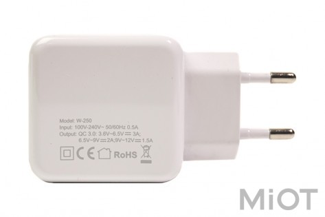 Мережевий зарядний пристрій PowerPlant W-250 USB QC 3.0: 220V, 3A