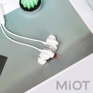 Бездротові навушники Xiaomi QCY M1 PRO Magnetic Bluetooth Earphone White