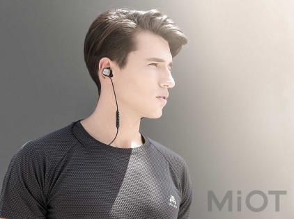 Бездротові навушники Xiaomi QCY M1 PRO Magnetic Bluetooth Earphone Black