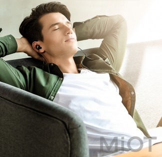 Бездротові навушники Xiaomi QCY M1 PRO Magnetic Bluetooth Earphone Black