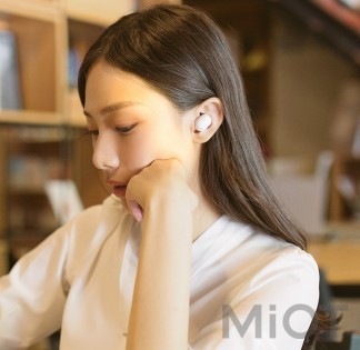Бездротова Bluetooth-гарнітура Xiaomi QCY MINI2 White