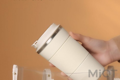 Термостакан Xiaomi Quange Fashion Coffee Cup KF102 430 мл Cream/Red