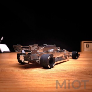 Формула 1 спортивна машина F1 Grand Prix Falcon Metal-Time MT035