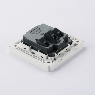 Розетка універсальна потрійна Xiaomi OPPLE K12 (K121097) White