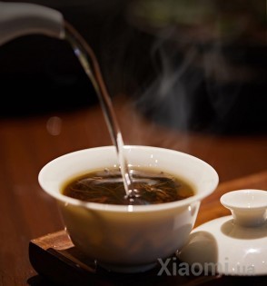 Набор черного чая Qingyi Beauty Tsing Yi Gongfu 40 пакетів, 200 г