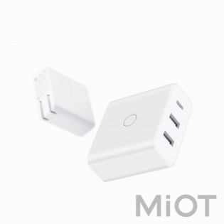 Мережевий зарядний пристрій ZMi Fast Charger 65W (3-ports 2A + 1C) White HA832