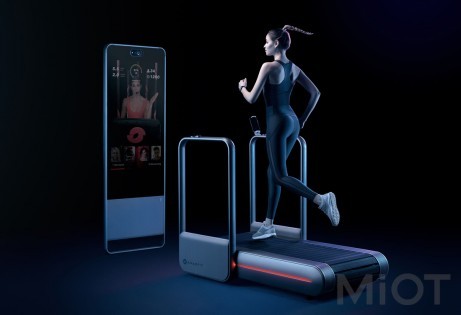 Бігова доріжка + розумний екран Xiaomi Amazfit HomeStudio