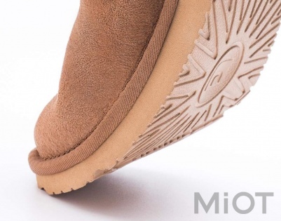 Уггі UREVO Brown 40
