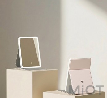 Зеркало для макияжа с подсветкой Xiaomi DOCO Leather case mirror pink (FM001/FM007)