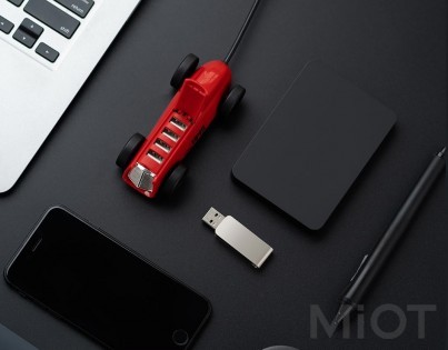 Адаптер USB Hub Xiaomi BCASE Retro Classic Car Usb Splitter Festive Red