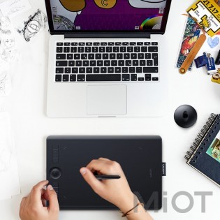 Графічний планшет Wacom Intuos Pro PTH-660/K0