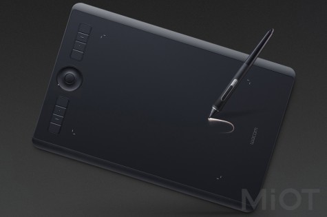 Графічний планшет Wacom Intuos Pro PTH-660/K0