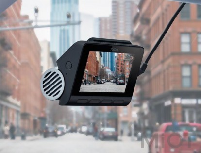Автомобільний відеореєстратор Xiaomi 70mai Dash Cam A800