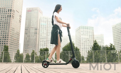 Електричний самокат Xiaomi Ninebot Electric Scooter ES1 Black