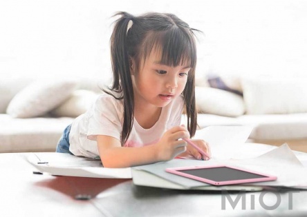 Графічний планшет Xiaomi Wicue Writing tablet 10" Pink (WS210)