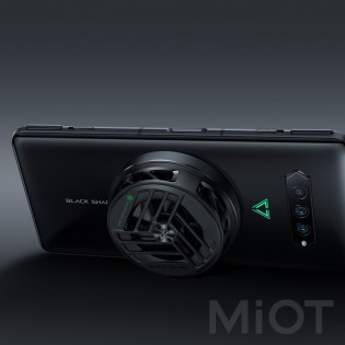 Охолоджуючий пристрій для смартфонів Xiaomi Black Shark Frozen 2 Black