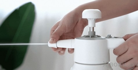 Бутылка-спрей для полива под давлением Xiaomi Blue fish LXY-05