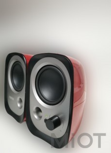 Настільні мультимедійні колонки EDIFIER R12U Red