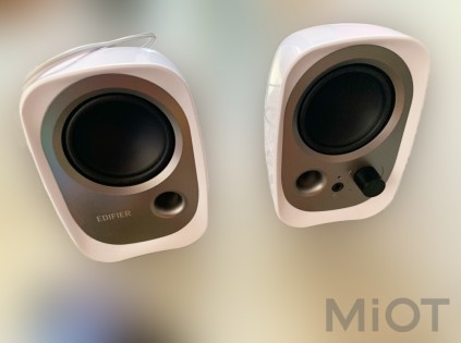 Настільні мультимедійні колонки EDIFIER R12U White