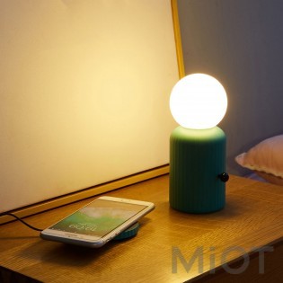 Настільна лампа з бездротовою зарядкою Xiaomi IDMIX D6 Green