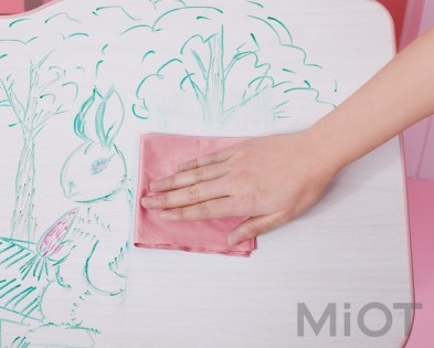 Дитячий навчальний стіл і стілець Xiaomi IGROW Pink (D001MR + C001SZ)
