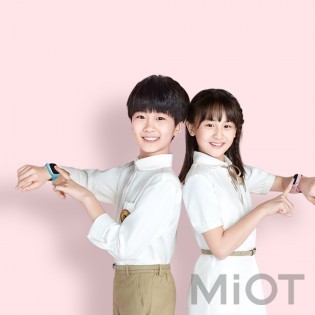 Розумний годинник Xiaomi Little Genius Phone Watch Q1