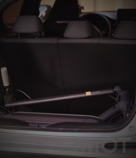 Електричний самокат Xiaomi Mi Electric Scooter 1S Black
