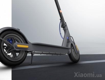 Електричний самокат Xiaomi Mi Electric Scooter 3 Black