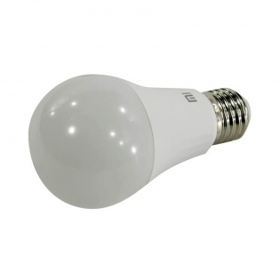 Смарт-лампочка Xiaomi Mi LED Smart Bulb (Warm White) E27 (GPX4026GL)