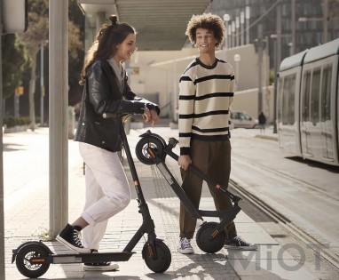 Електросамокат Xiaomi Mi Scooter Essential (Black)