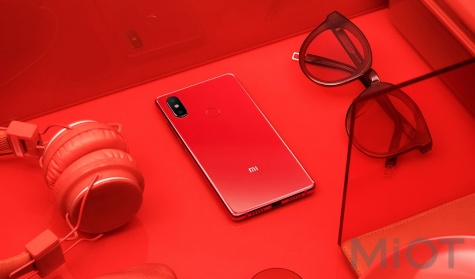 Смартфон Xiaomi Mi 8 SE 4/64 Red