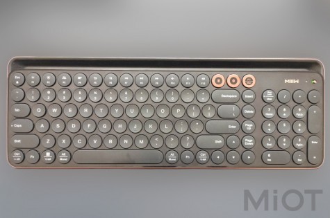 Бездротова Bluetooth-клавіатура Xiaomi MiiiW (MWBK01) Golden Black