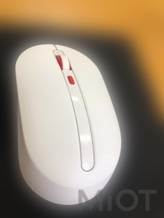 Мишка бездротова Xiaomi MiiiW Wireless Mute Mouse White MWMM01
