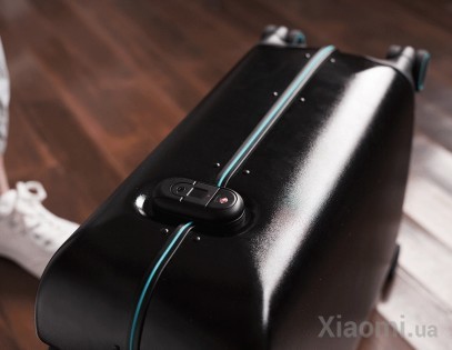 Чемодан Xiaomi Runmi 90 Ninetygo Iceland Smart Unlock Suitcase 20" Black (6970055345828)