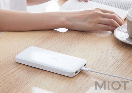 Універсальна батарея Xiaomi Redmi Power Bank 10000mAh White (VXN4286, PB100LZM, VXN4266)