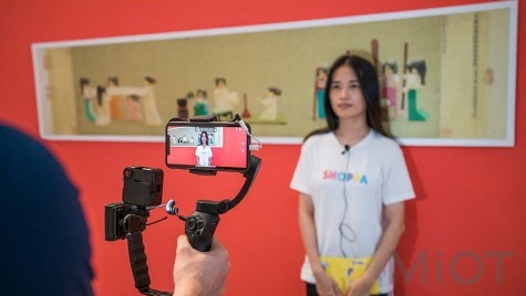 Складаний трьохосьовий стабілізатор для смартфона Xiaomi Snoppa Folding Phone Triaxial Stabilizer