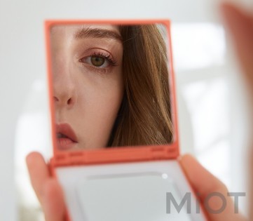 Портативне дзеркало з LED підсвічуванням Xiaomi VH + PowerBank 3000mAh M01 Coral