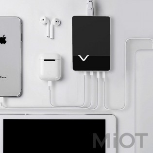 Зарядний пристрій Xiaomi WIZ C Black