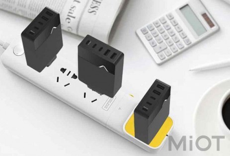 Зарядний пристрій Xiaomi WIZ C Black