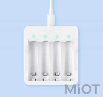 Зарядний пристрій Xiaomi ZMi PB421 for AA/AAA Kit (+ 4шт AA 2900mAh)
