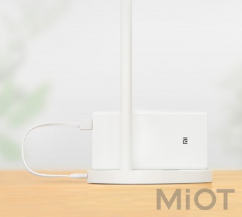 Настільна лампа з акумулятором Xiaomi Yeelight LED Desk lamp (Rechargeable) (YLTD02YL) (TD021WOGL)