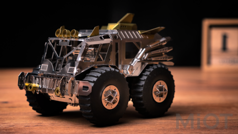 Позашляховик 4х4 модель конструктор Trophy HunterMetal-Time MT056
