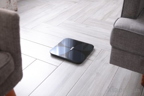 Весы Xiaomi YUNMAI PRO Smart Scale Black (M1806CH-BK)