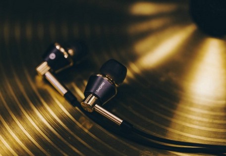 Навушники Xiaomi 1MORE Triple Driver In-Ear Headphones
